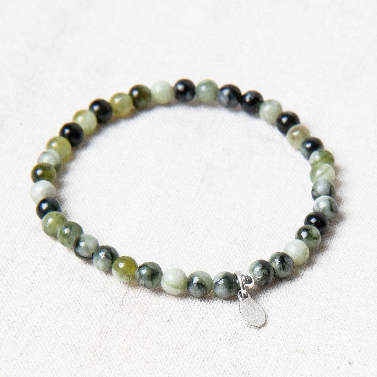 Natural Vine Flower Xiuyu Jade Energy Bracelet